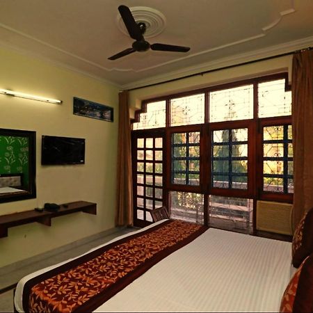 Hari Villa Residency --Near Noida Indoor Stadium Exterior photo